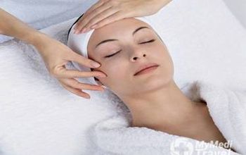 对比关于DNI Skin Centre提供的 位于 印度尼西亚皮肤学的评论、价格和成本| M-BA-24