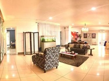 LIPS Clinic