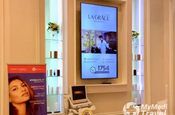 La Grace Clinic, The Promenade